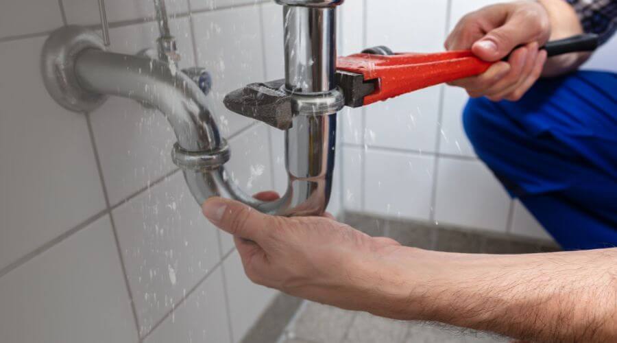 Leak Detection Services in Royal, IA